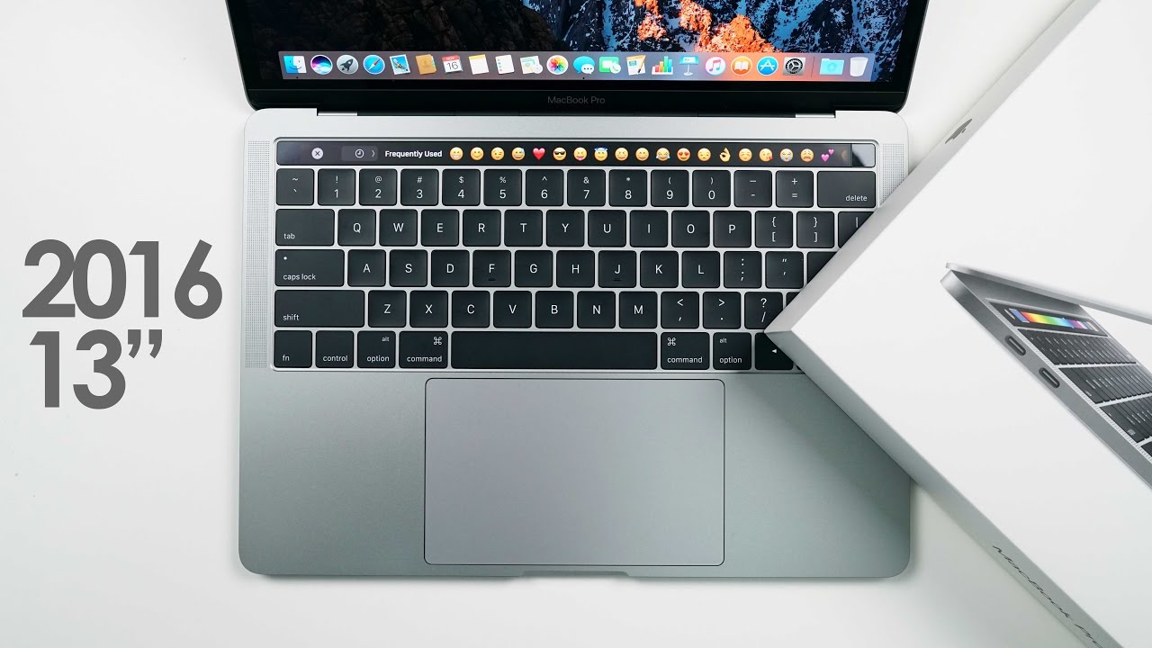 MacBook Pro 2016 with touch bar